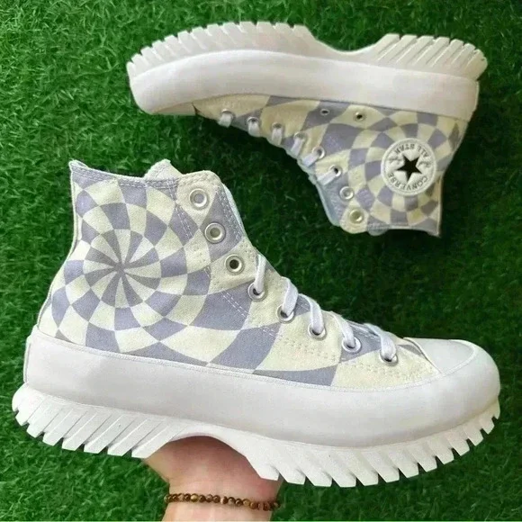 Converse Chuck Taylor All Star Lugged 2.0 Hi Purple Candy - Picture 1 of 8